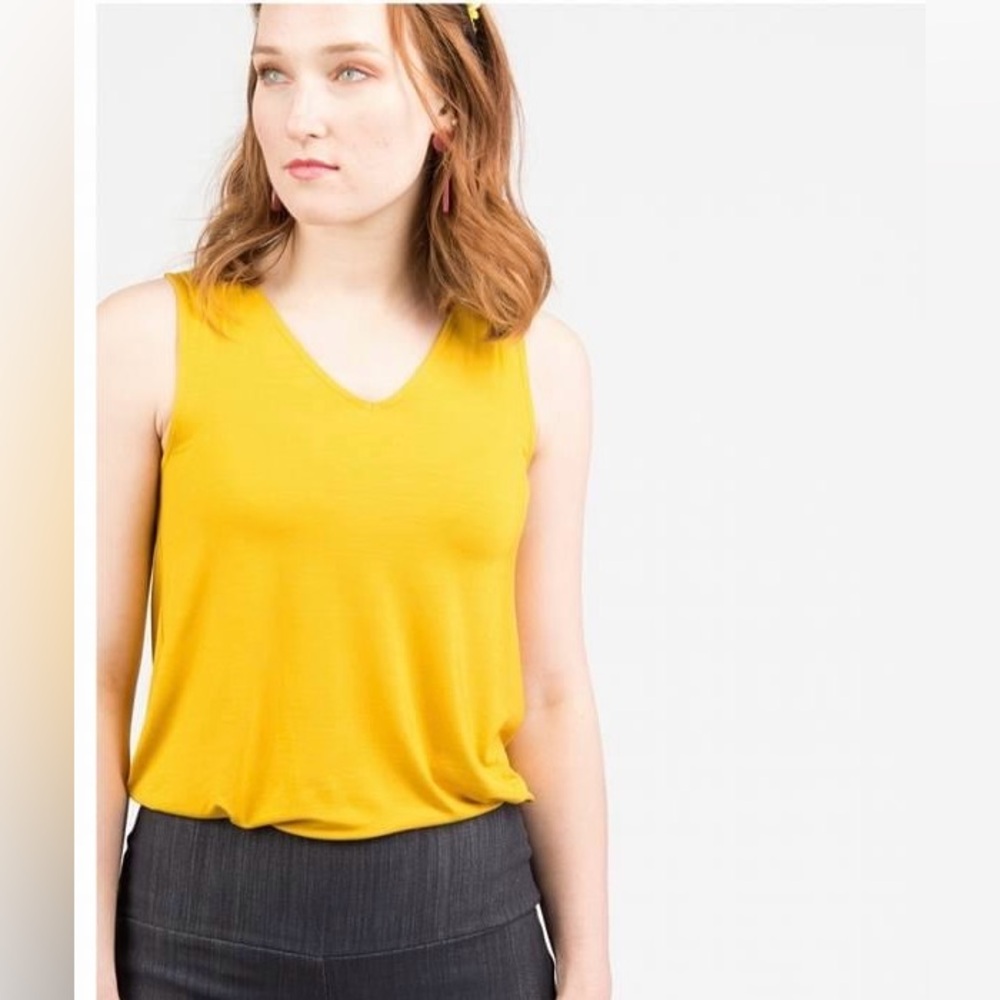 Agnes & Dora Essential Tank V-Neck ~ Sunflower NWT